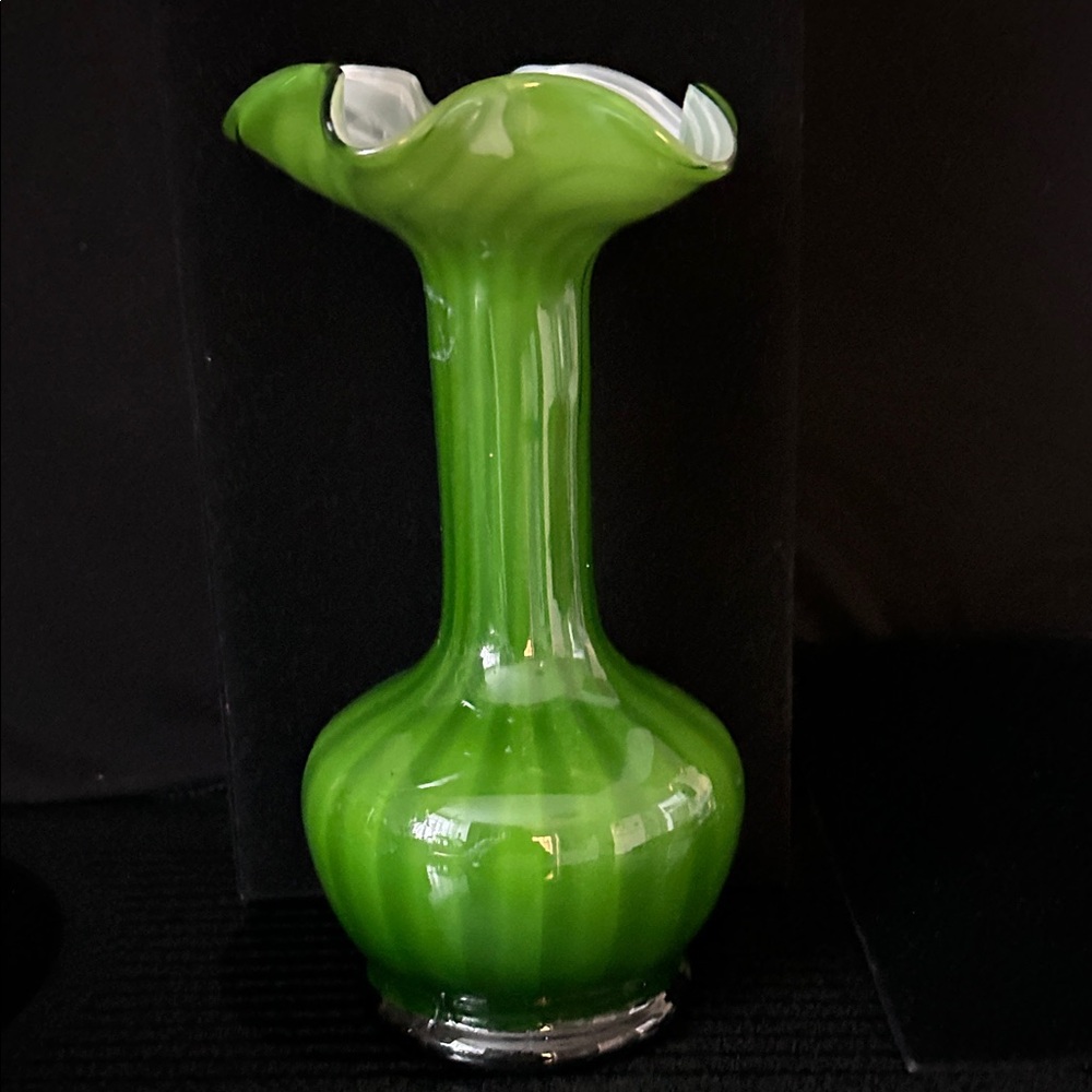 Emerald Green Handblown Italian Fluted Glass Vase